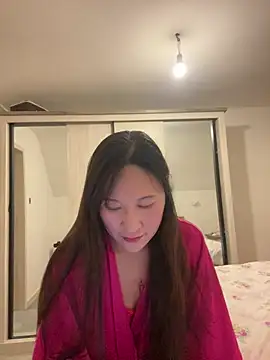 Snapshot of evachinoise chatting on 20, 5, 2026 evachinoise online show from 20, 5, 2026