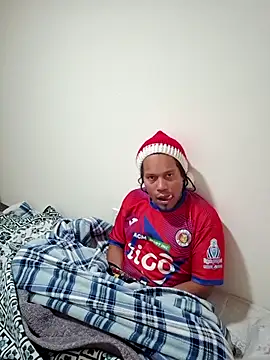 Snapshot of uratre chatting on 15, 12, 2025 uratre online show from 15, 12, 2025