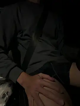 Snapshot of winds1069 chatting on 23, 11, 2025 winds1069 online show from 23, 11, 2025