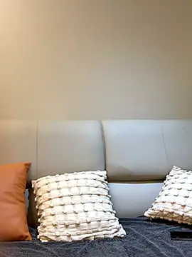 Snapshot of Lexiluv1 chatting on 14, 12, 2025 Lexiluv1 online show from 14, 12, 2025