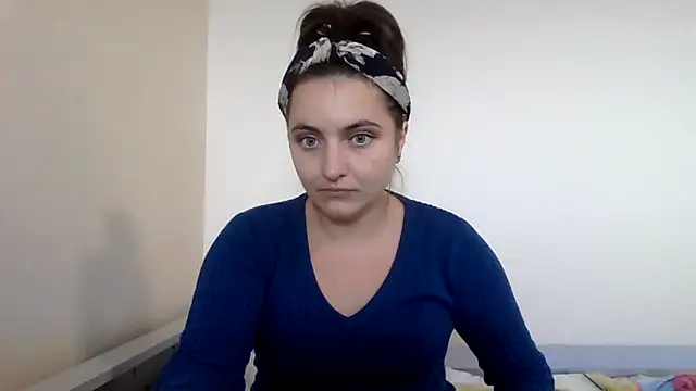 DInaraXRose online show from 23, 9, 2025