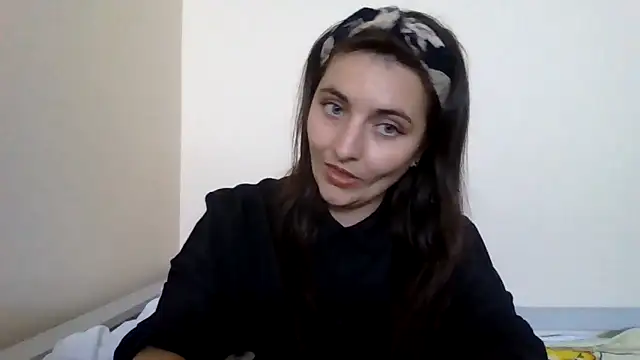 DInaraXRose online show from 26, 9, 2025