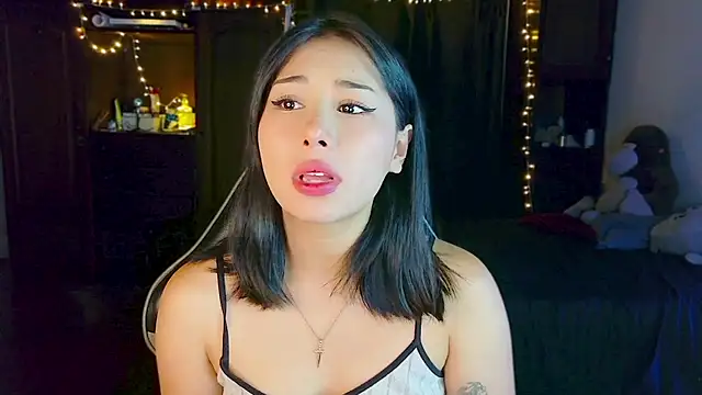 Shisuku Sophi online show from 21, 6, 2026