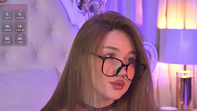 NancySmitts online show from 19, 10, 2025