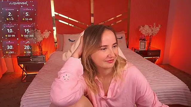 SofieBloom online show from 12, 10, 2025