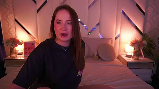 Snapshot of SofieBloom chatting on 17, 5, 2026 SofieBloom online show from 17, 5, 2026