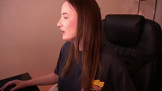 Snapshot of SofieBloom chatting on 31, 5, 2026 SofieBloom online show from 31, 5, 2026
