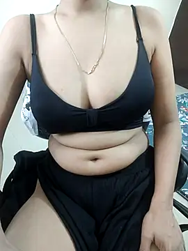 Snapshot of Pihu_Chopra chatting on 12, 9, 2025 Pihu Chopra online show from 12, 9, 2025