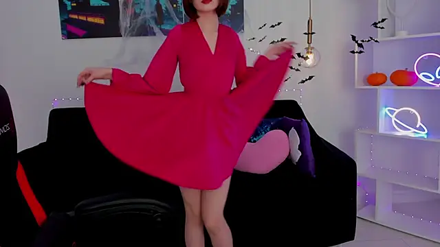 KiraHolli online show from 2, 11, 2025