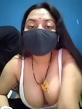 Snapshot of SassyWildCouple chatting on 10, 9, 2025 SassyWildCouple online show from 10, 9, 2025