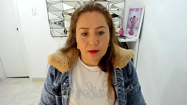 camixxx m online show from 12, 4, 2026