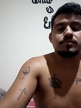 Snapshot of maxiiii125 chatting on 1, 3, 2026 maxiiii125 online show from 1, 3, 2026