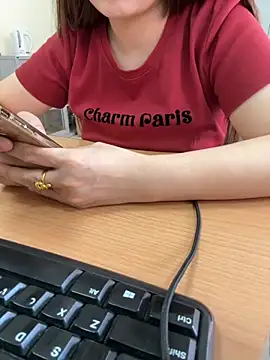 Snapshot of PhuongNhi21 chatting on 15, 9, 2025 PhuongNhi21 online show from 15, 9, 2025