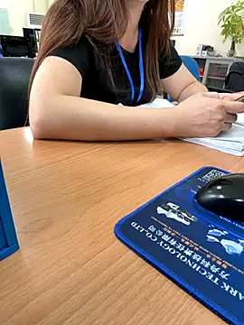 Snapshot of PhuongNhi21 chatting on 27, 9, 2025 PhuongNhi21 online show from 27, 9, 2025