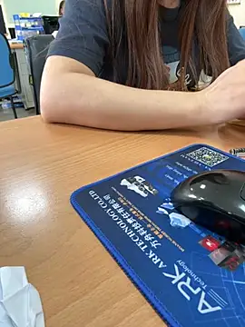 Snapshot of PhuongNhi21 chatting on 11, 10, 2025 PhuongNhi21 online show from 11, 10, 2025