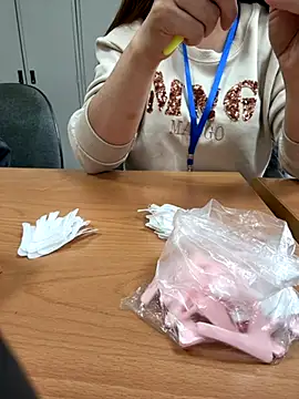 Snapshot of PhuongNhi21 chatting on 24, 10, 2025 PhuongNhi21 online show from 24, 10, 2025