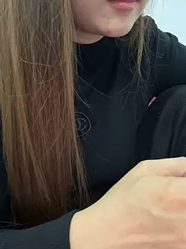 Snapshot of PhuongNhi21 chatting on 1, 12, 2025 PhuongNhi21 online show from 1, 12, 2025