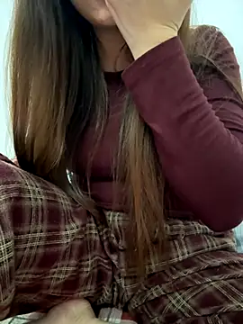 Snapshot of PhuongNhi21 chatting on 2, 12, 2025 PhuongNhi21 online show from 2, 12, 2025