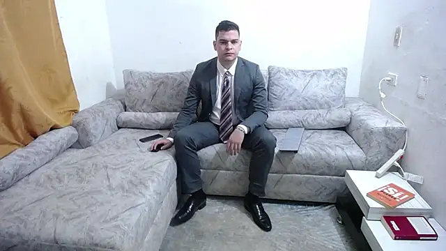 Victor Maitland online show from 16, 9, 2025