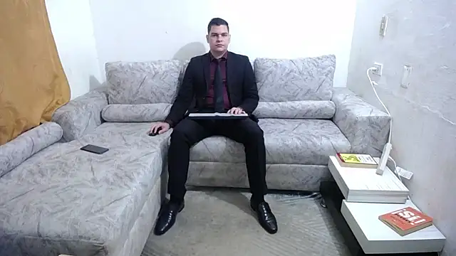 Victor Maitland online show from 17, 11, 2025