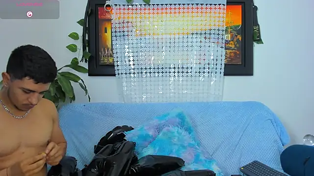 Snapshot of ECSTASYX2_2001 chatting on 11, 9, 2025 ECSTASYX2 2001 online show from 11, 9, 2025