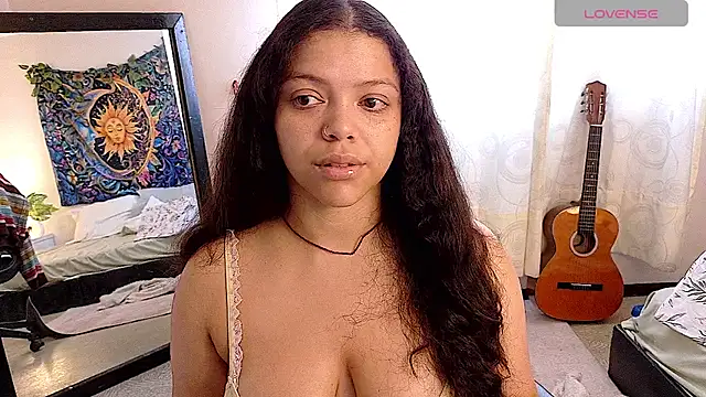 Snapshot of Amanda_sweet chatting on 7, 7, 2026 Amanda sweet online show from 7, 7, 2026