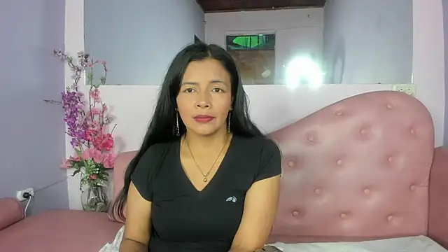Snapshot of DianaOchoa_ chatting on 9, 9, 2025 DianaOchoa online show from 9, 9, 2025