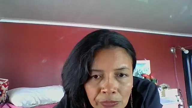 Snapshot of DianaOchoa_ chatting on 13, 9, 2025 DianaOchoa online show from 13, 9, 2025