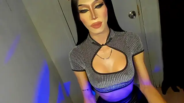 Snapshot of anitacruise chatting on 8, 3, 2026 anitacruise online show from 8, 3, 2026