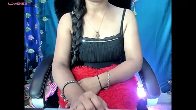 Snapshot of Forever_Love2025 chatting on 13, 9, 2025 Forever Love2025 online show from 13, 9, 2025