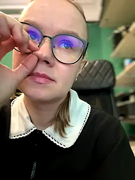  CherryBloom  online show from 14, 10, 2025