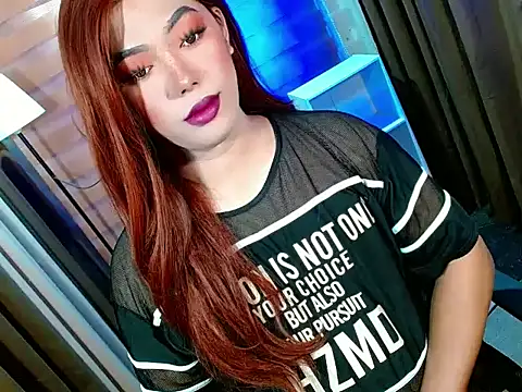 bigfattycocksonya27 online show from 17, 4, 2026