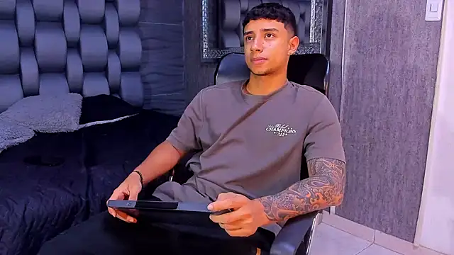 jaze bradley online show from 18, 9, 2025