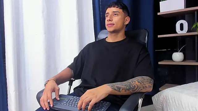 jaze bradley online show from 28, 11, 2025