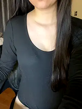  kween23 online show from 4, 12, 2025