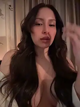 ArianaaSwift online show from 9, 4, 2026