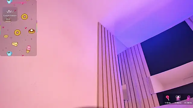 Snapshot of SofiCandy_ chatting on 8, 11, 2025 SofiCandy online show from 8, 11, 2025