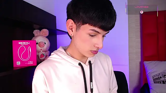 Ezra Storm online show from 14, 1, 2026