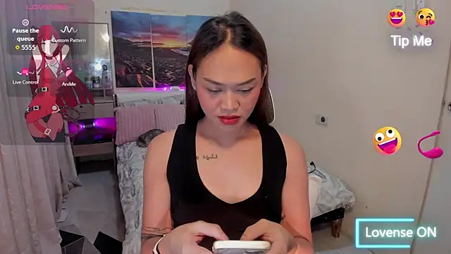 Miss VictoriaWilliams online show from 8, 9, 2025