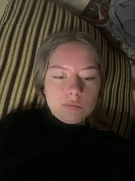 Tomyris yuki online show from 10, 11, 2025