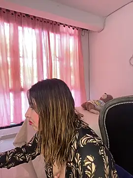 Snapshot of ADHARAMILLER__1111 chatting on 26, 11, 2025 ADHARAMILLER 1111 online show from 26, 11, 2025