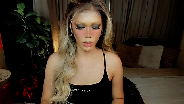 Snapshot of Candicebloom chatting on 4, 4, 2026 Candicebloom online show from 4, 4, 2026