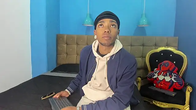 Snapshot of CollemanStone chatting on 19, 11, 2025 CollemanStone online show from 19, 11, 2025