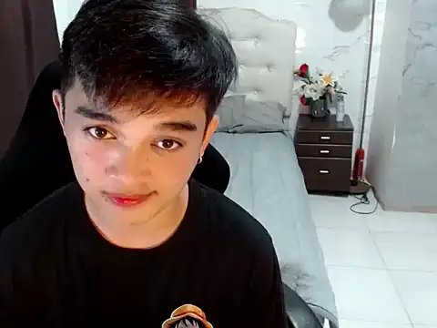 sexysam14 online show from 7, 11, 2025