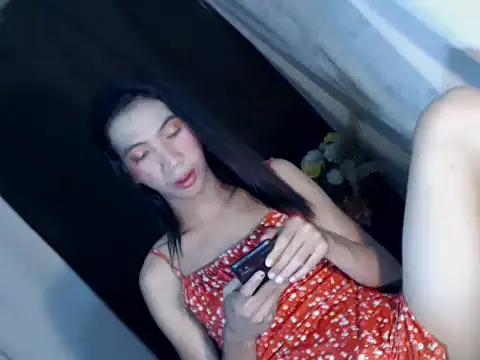 Snapshot of xyourdreamtrans chatting on 19, 9, 2025 xyourdreamtrans online show from 19, 9, 2025