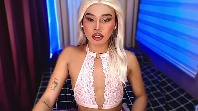 Snapshot of _tipsandchips chatting on 5, 11, 2025 tipsandchips online show from 5, 11, 2025