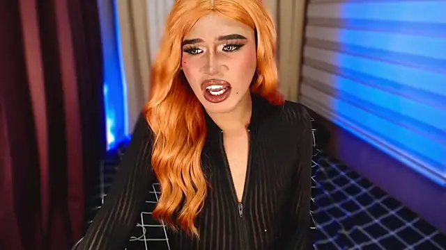 Snapshot of _tipsandchips chatting on 8, 11, 2025 tipsandchips online show from 8, 11, 2025