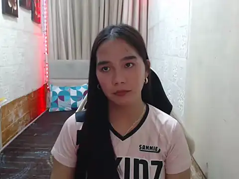 Snapshot of Sweet_sammie04 chatting on 15, 9, 2025 Sweet sammie04 online show from 15, 9, 2025