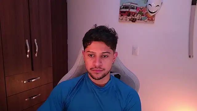 domsantiago  online show from 18, 12, 2025