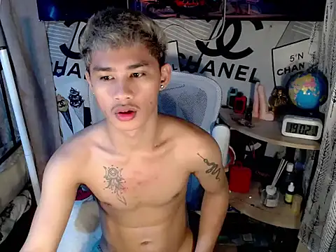 asianhardcock25 online show from 18, 4, 2026